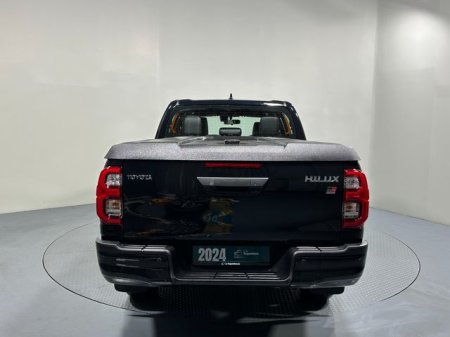 2024 Toyota Hilux - photo 6