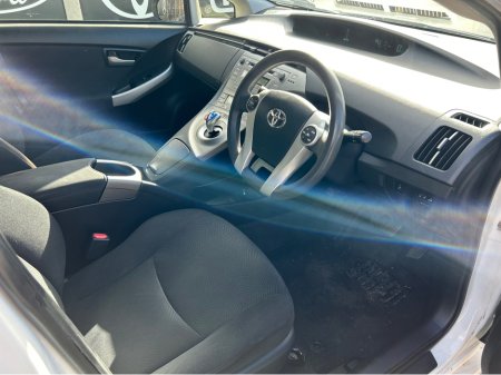 2014 Toyota Prius - photo 11
