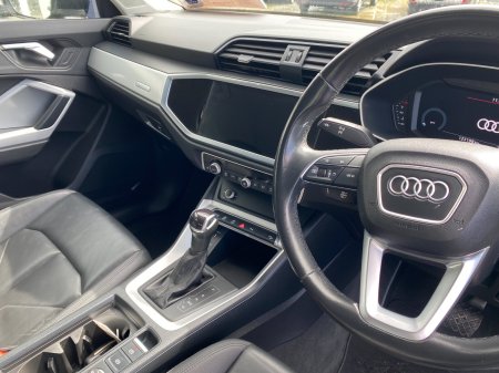 2022 Audi Q3 - photo 9