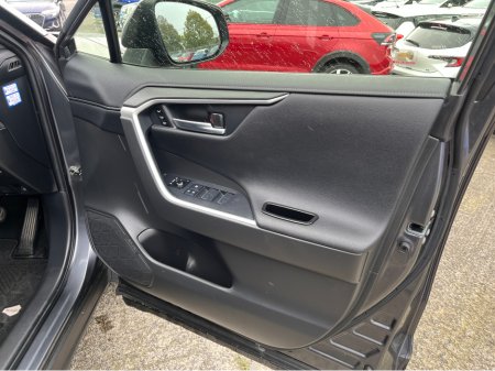 2020 Toyota RAV4 - photo 13