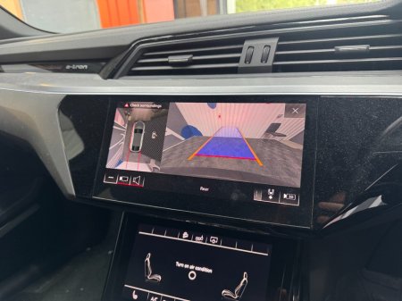 2022 Audi e-tron - photo 8
