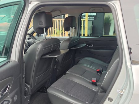 2014 Renault Scenic - photo 12