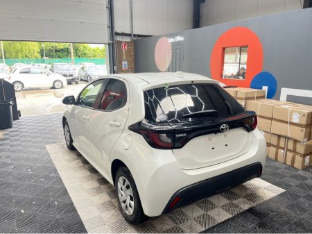 2021 Toyota Yaris - photo 4