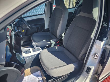 2015 Volkswagen up! - photo 24