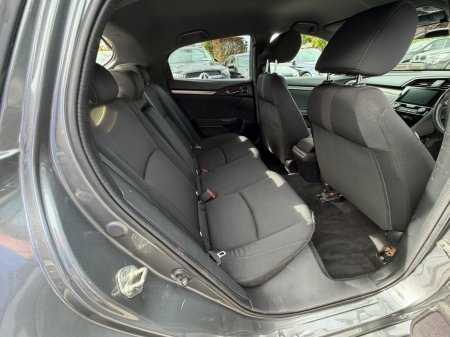 2018 Honda Civic - photo 16