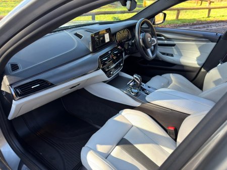 2018 BMW M5 - photo 16