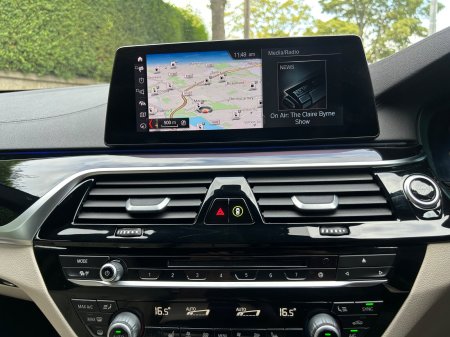 2018 BMW 5-Series - photo 11