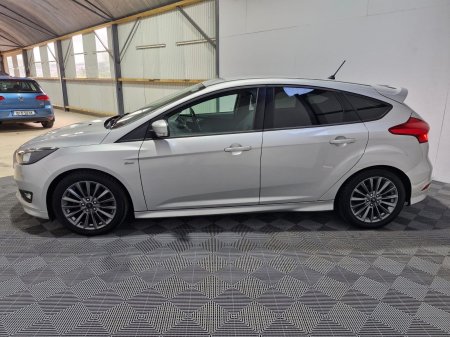 2018 Ford Focus - photo 9