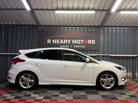 2015 Ford Focus - photo 6