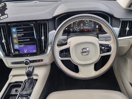 2017 Volvo S90 - photo 27