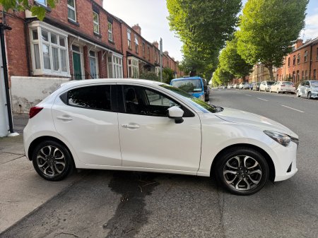 2016 Mazda Mazda2 - photo 4