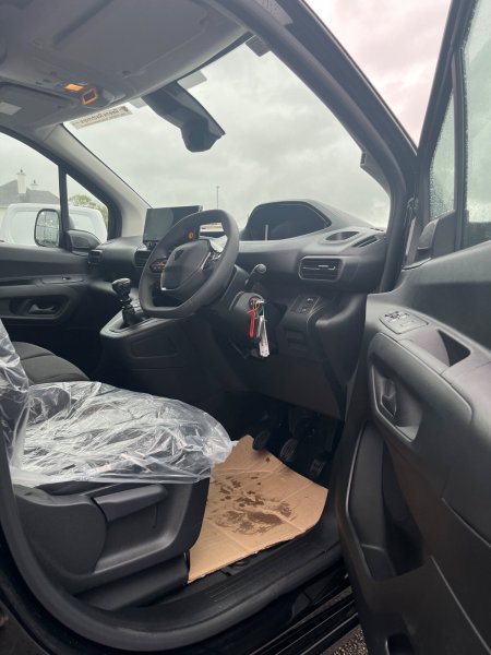 2026 Peugeot Partner - photo 6
