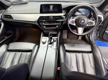 2018 BMW 5-Series - photo 16