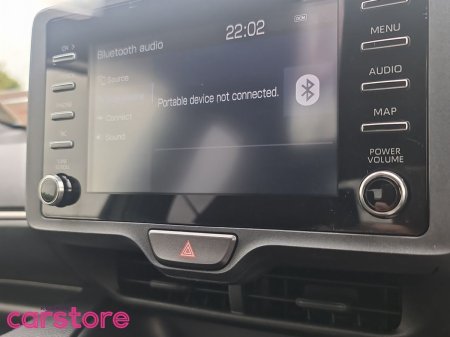 2022 Toyota Yaris - photo 22