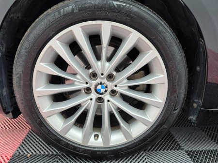 2017 BMW 5-Series - photo 38