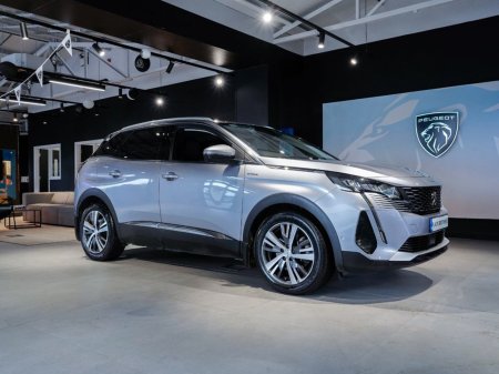 2022 Peugeot 3008 HYBRID2 PHEV 225bhp Allure