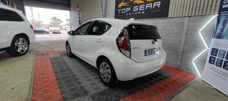 2017 Toyota Aqua - photo 7