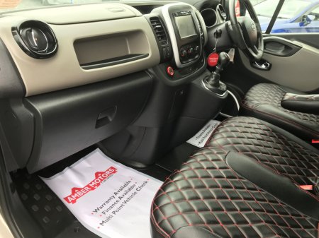 2018 Nissan NV300 - photo 20
