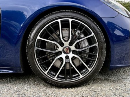 2022 Porsche Panamera - photo 14
