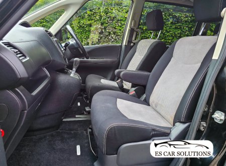 2012 Nissan Serena - photo 19