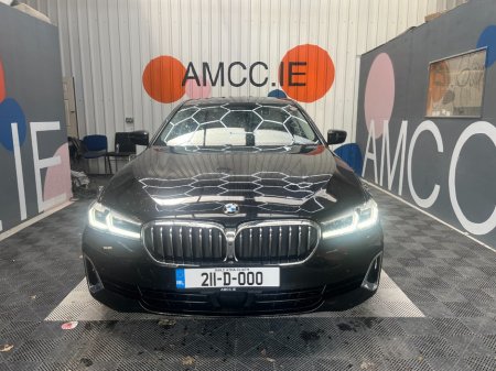 2021 BMW 5-Series - photo 2