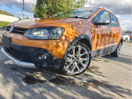 2014 Volkswagen Polo - photo 2