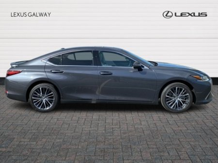 2024 Lexus ES - photo 3