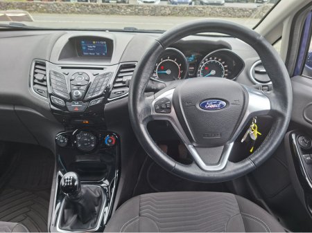 2017 Ford Fiesta - photo 8