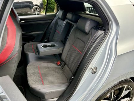 2024 Volkswagen Golf - photo 17