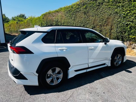 2022 Toyota RAV4 - photo 11