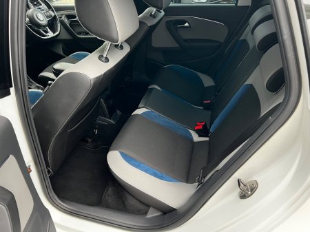 2014 Volkswagen Polo - photo 12
