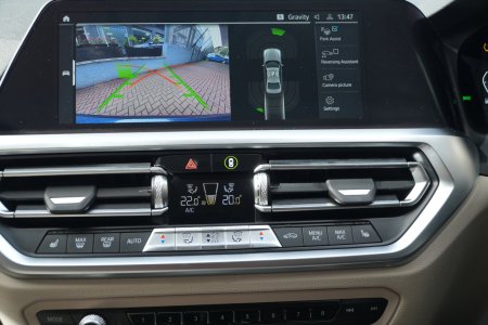2021 BMW 3-Series - photo 13