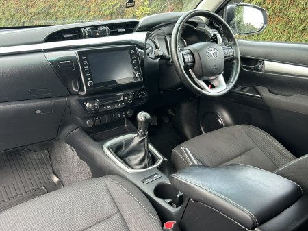 2022 Toyota Hilux - photo 25