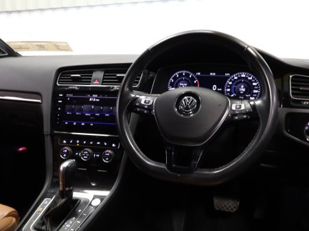 2018 Volkswagen Golf - photo 15