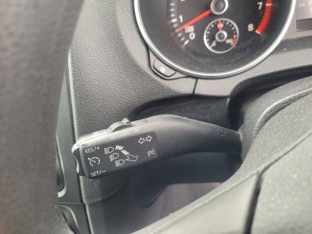 2010 Volkswagen Golf - photo 8