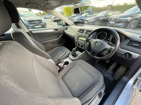 2016 Volkswagen Jetta - photo 11