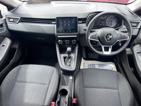2023 Renault Clio - photo 2