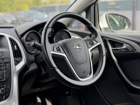 2015 Opel Astra - photo 19