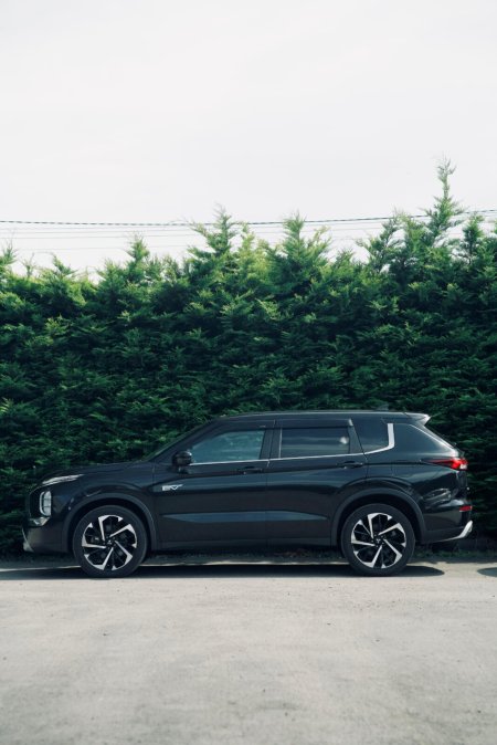 2022 Mitsubishi Outlander - photo 2
