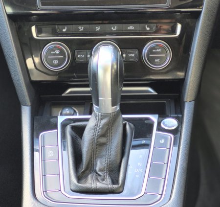 2017 Volkswagen Passat - photo 17