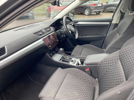 2022 Skoda Superb - photo 11