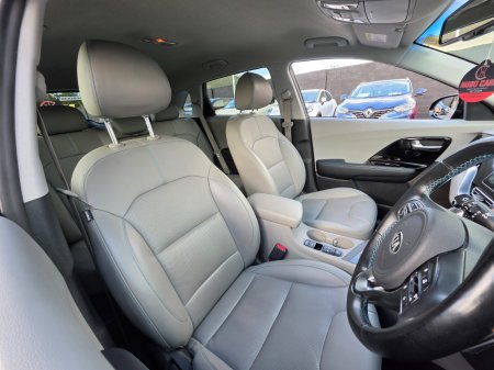2020 Kia Niro - photo 28