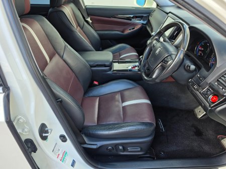 2015 Toyota Crown - photo 20