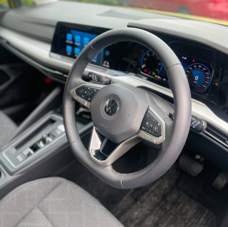 2022 Volkswagen Golf - photo 8