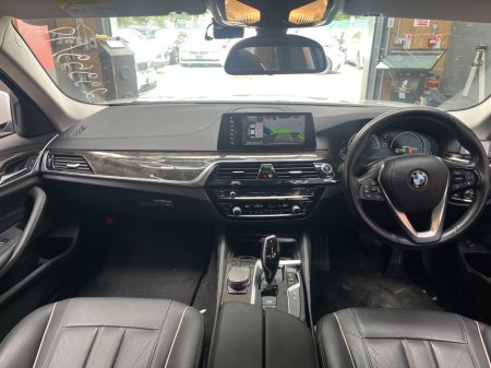 2018 BMW 5-Series - photo 14