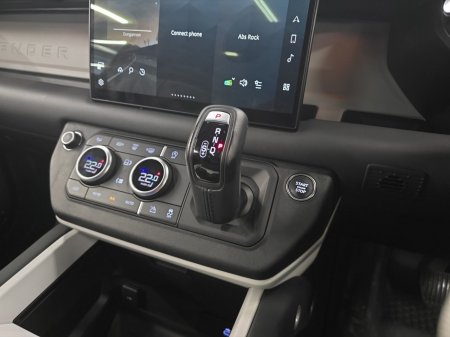 2024 Land Rover Defender - photo 13