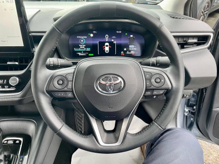 2024 Toyota Corolla - photo 8
