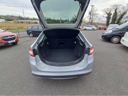 2016 Ford Mondeo - photo 18