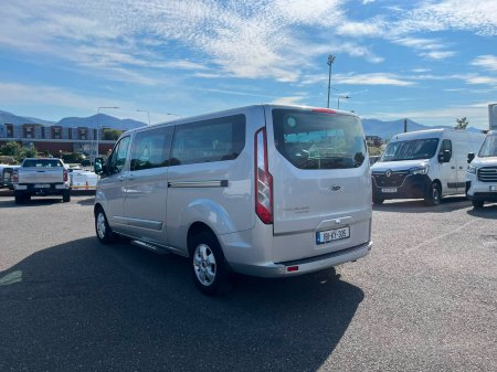 2018 Ford Tourneo Custom 8 Seat Limited LWB - photo 5