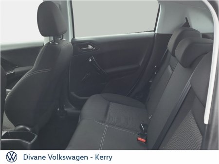 2016 Peugeot 208 - photo 7